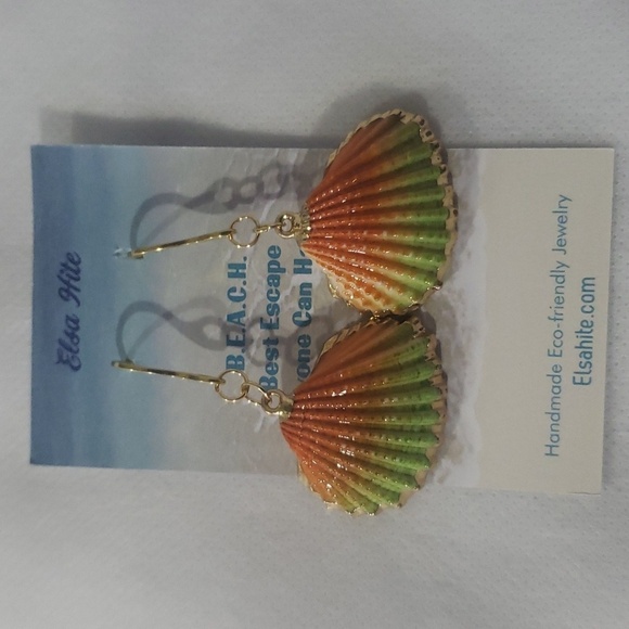 542- Shell Hand Painted Orange Green Gold Color Dangle Earrings Handmade… - Picture 2 of 5